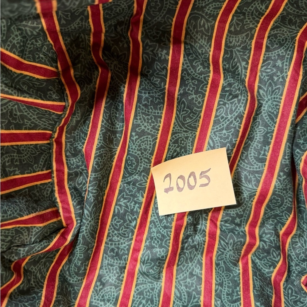 Longaberger square Handwoven Basket w Plastic Insert 2005 Holiday Edition